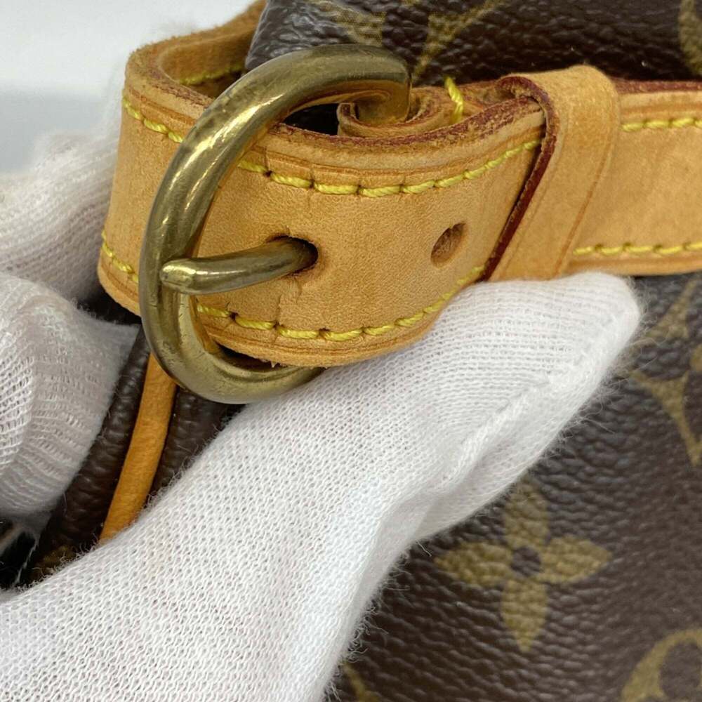 LOUIS VUITTON Brown Monogram Tote Bag - Picture 9 of 11